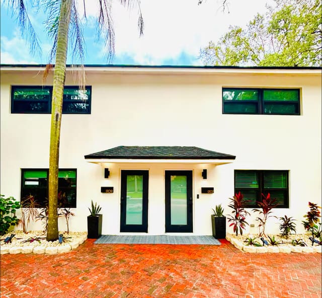 1707 SW 24th Street 1-2, Oak River, Fort Lauderdale, FL