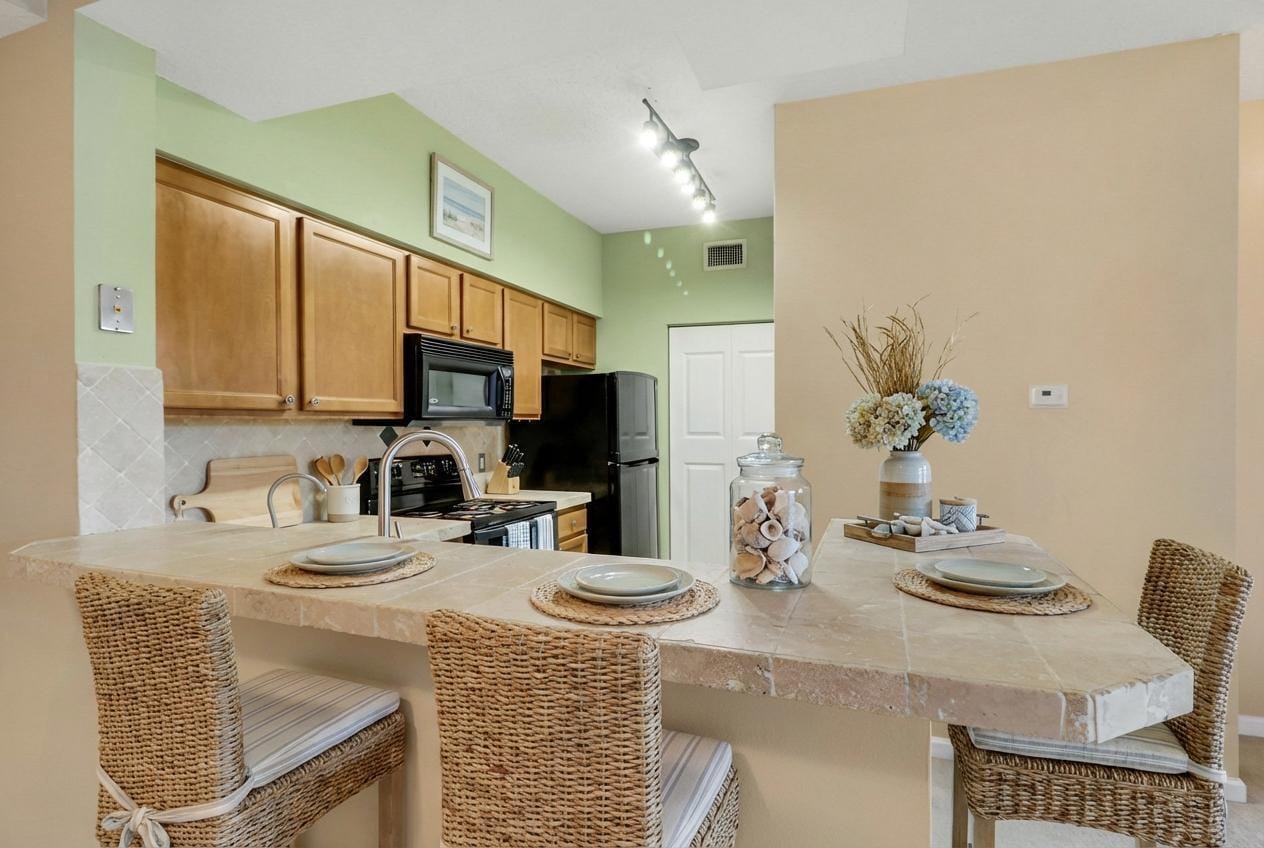2309 Myrtlewood Circle E 2309 — photo 12