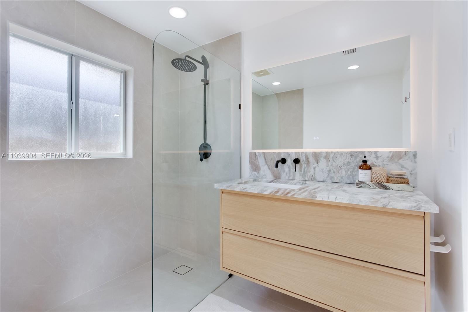 617 SW 5th Avenue — photo 10