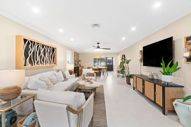 9955 Cherry Tree Terrace A, Boynton Beach, FL 33436