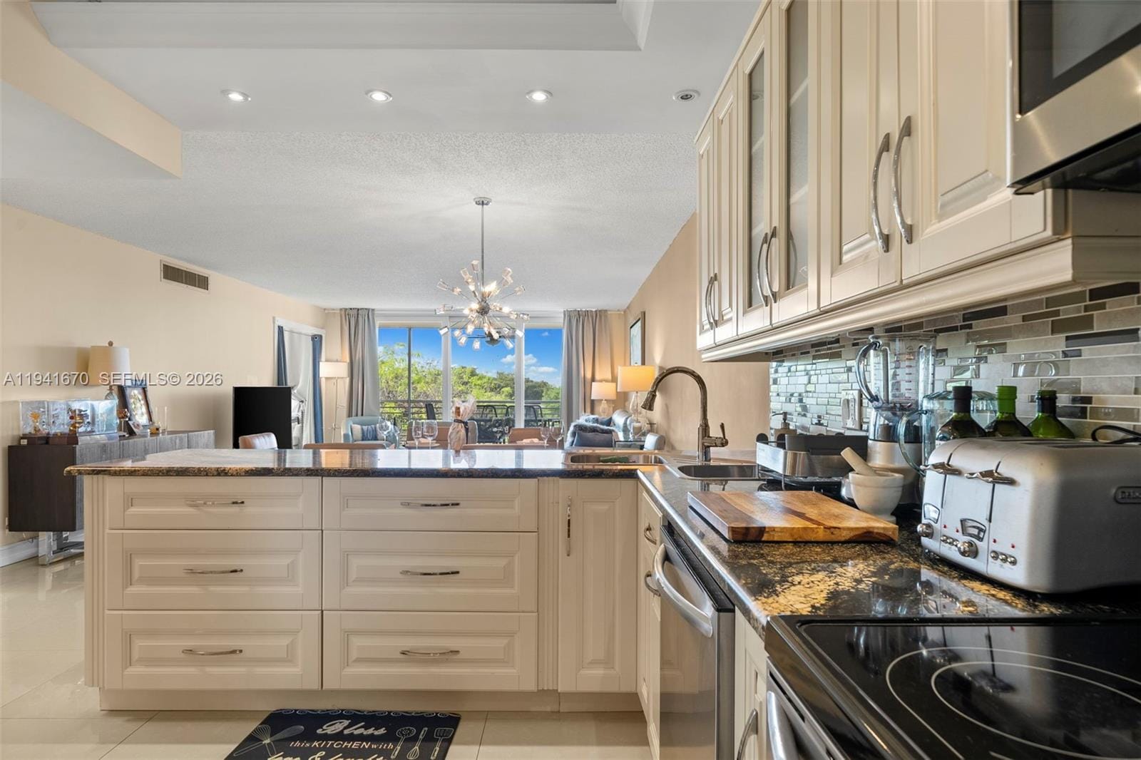 4030 W Palm Aire Drive 408 — photo 8