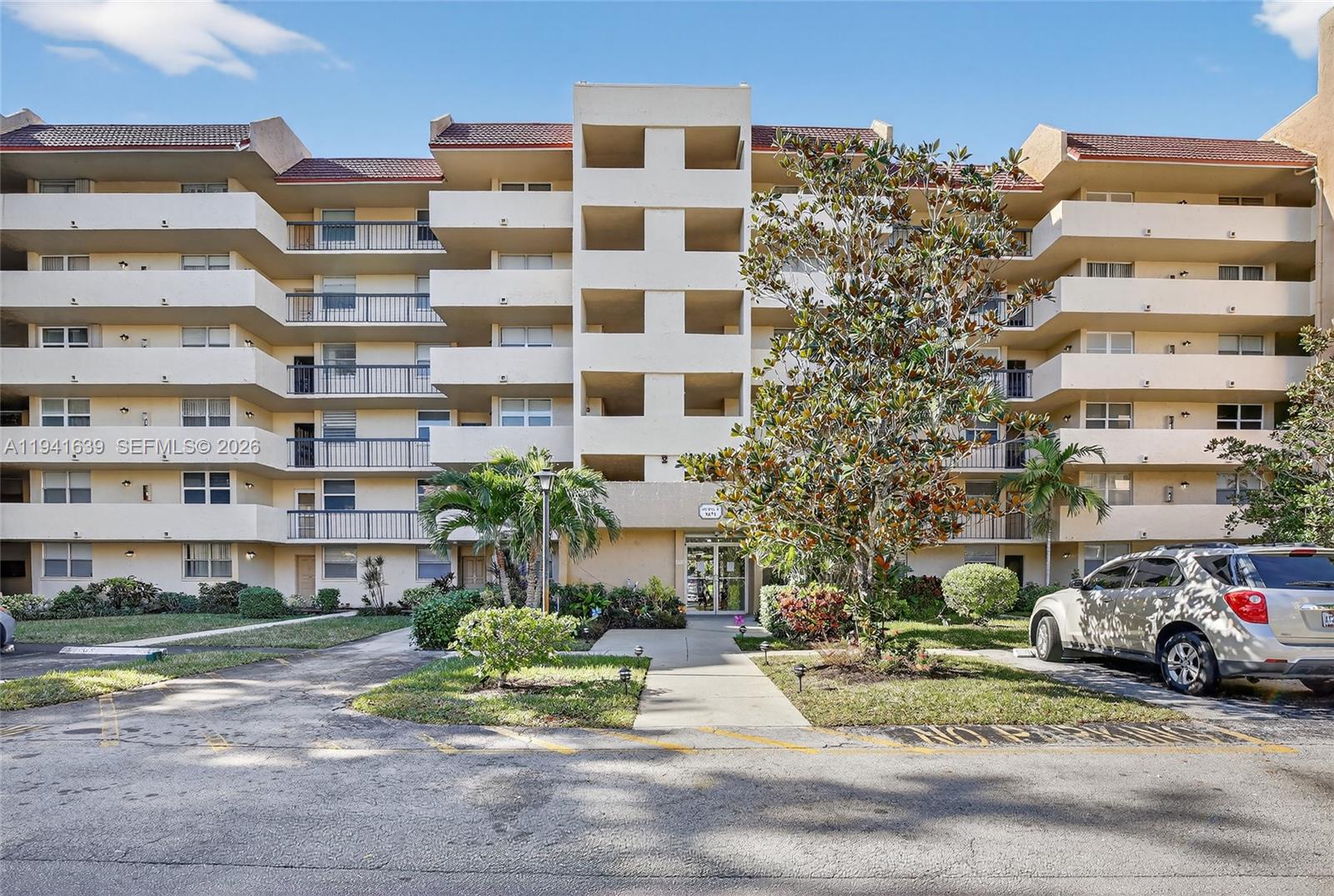 3671 Environ Boulevard 564, Lauderhill, FL 33319, Lauderhill
