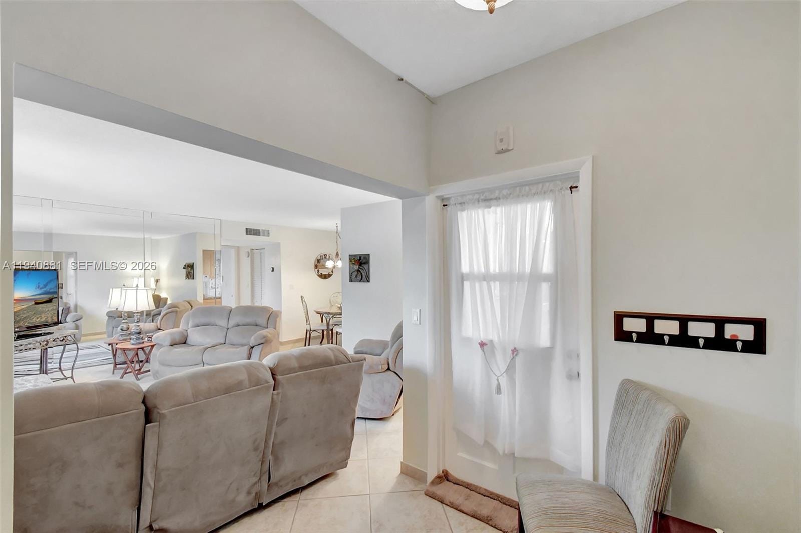 415 NE 2nd Street 201, Hallandale Beach, FL 33009 photo 15