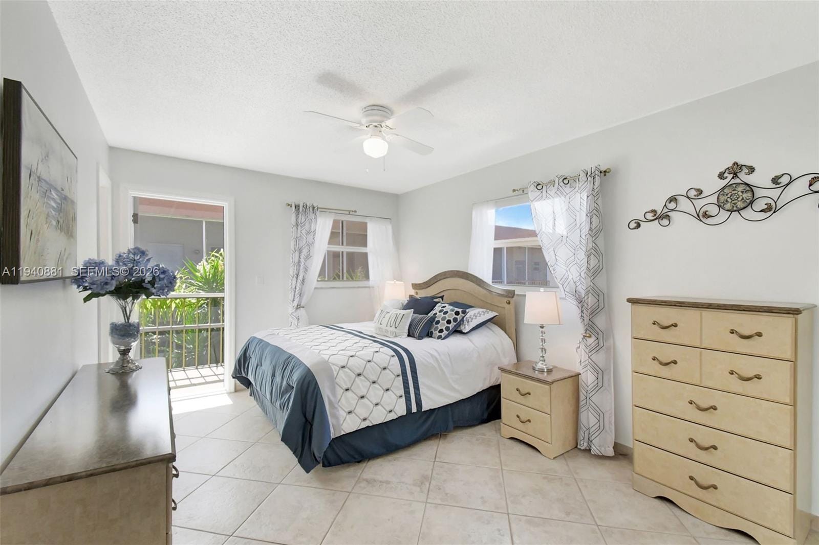 415 NE 2nd Street 201, Hallandale Beach, FL 33009 photo 21