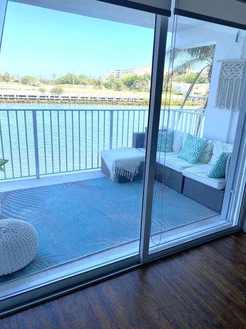 1536 SE 15th Court 202, Deerfield Beach, FL 33441 photo 4