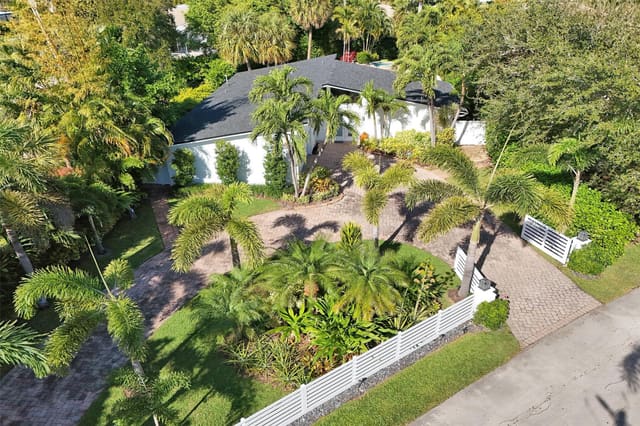 2525 SE 7th Drive, Santa Barbara Villas, Pompano Beach, FL