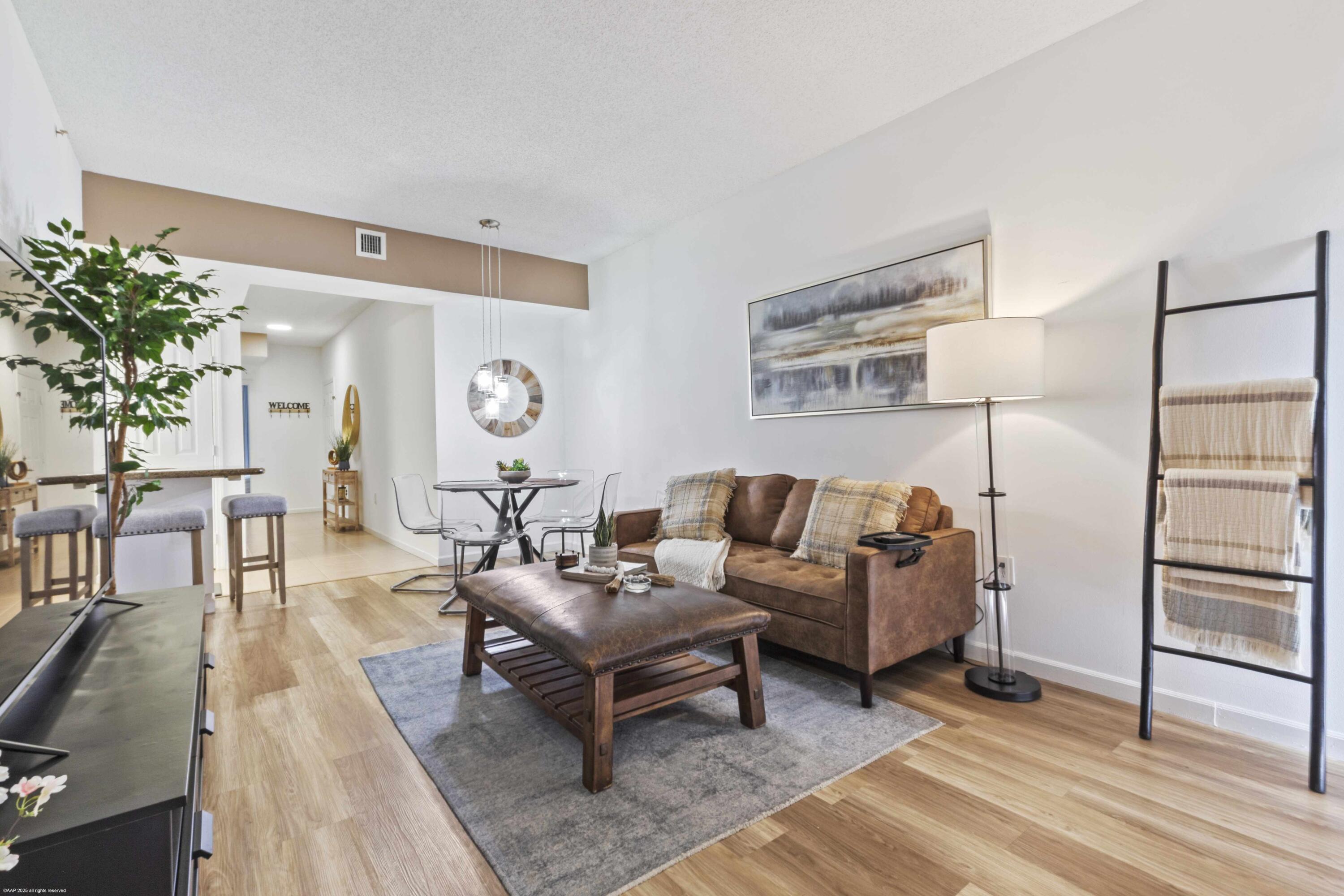 2060 Greenview Shores Boulevard 318, Wellington, FL 33414, Wellington