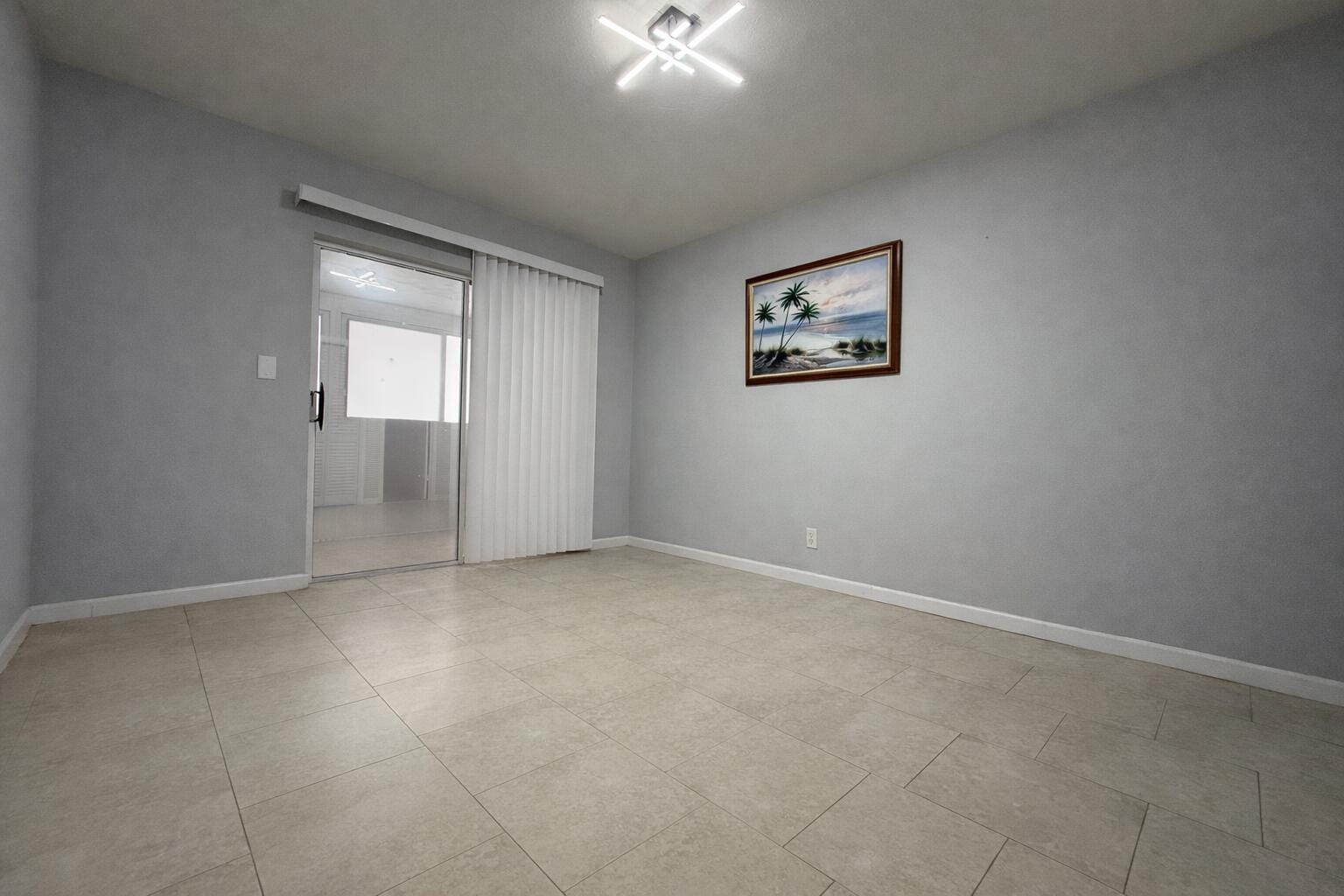1950 Lake Osborne Drive 18 — photo 11
