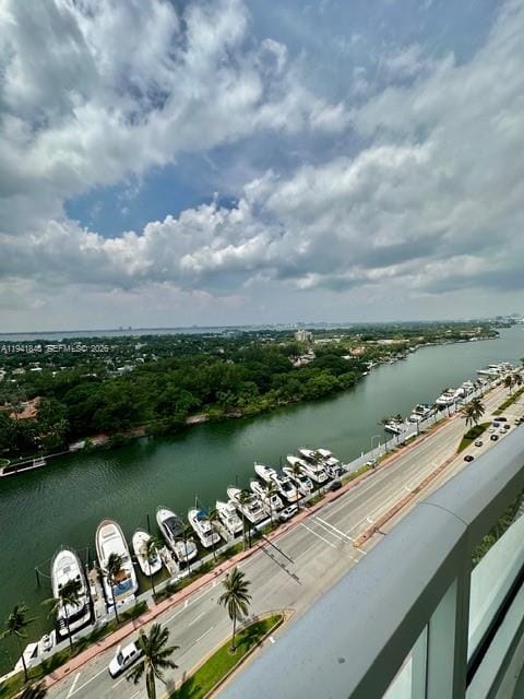 4401 Collins Avenue 1817, Miami Beach, FL 33140 photo 2