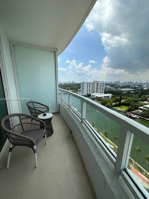 4401 Collins Avenue 1817, Miami Beach, FL 33140 photo 4