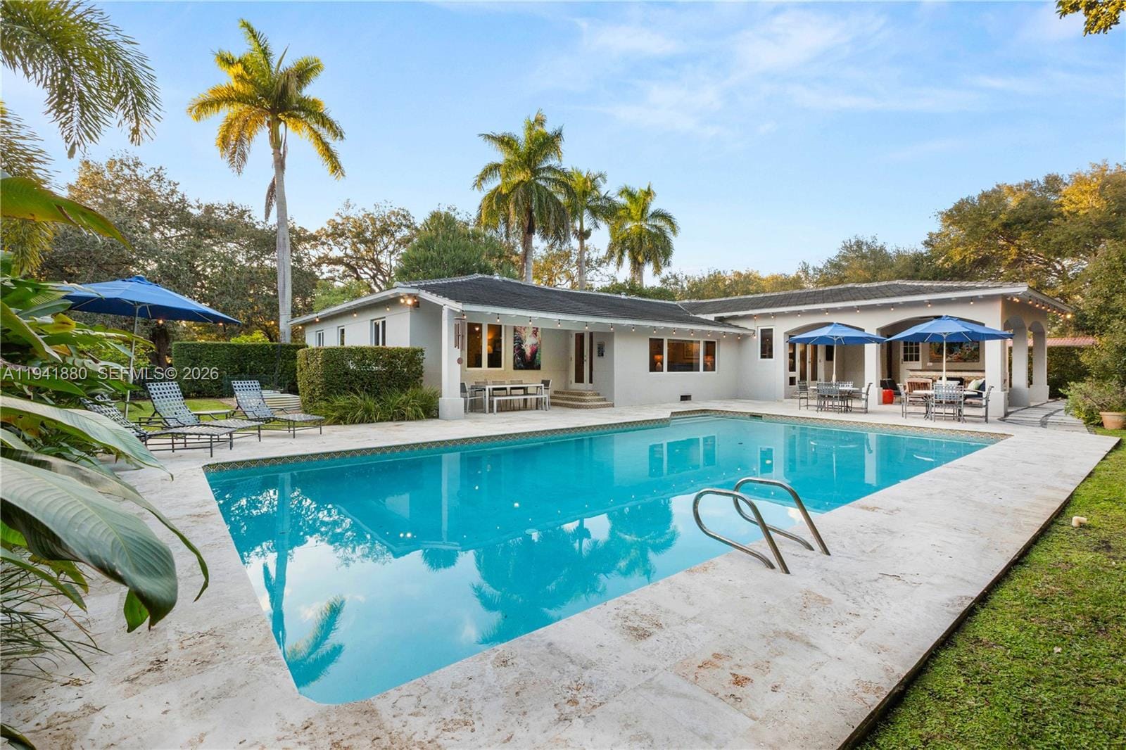 1901 Country Club Prado, Coral Gables, FL 33134