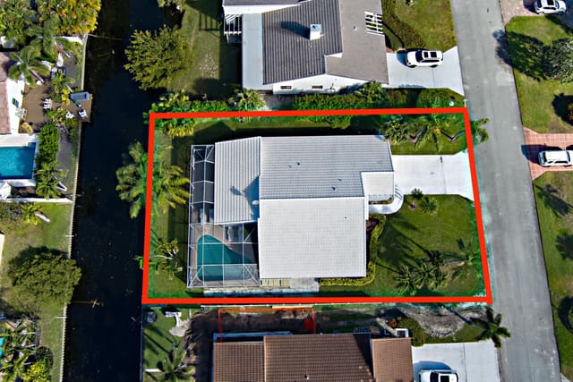 7017 NW 3rd Avenue SE, sold in Boca Lake Estates, Boca Raton, FL