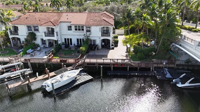 999 N Harbor View N, Hollywood, FL 33019