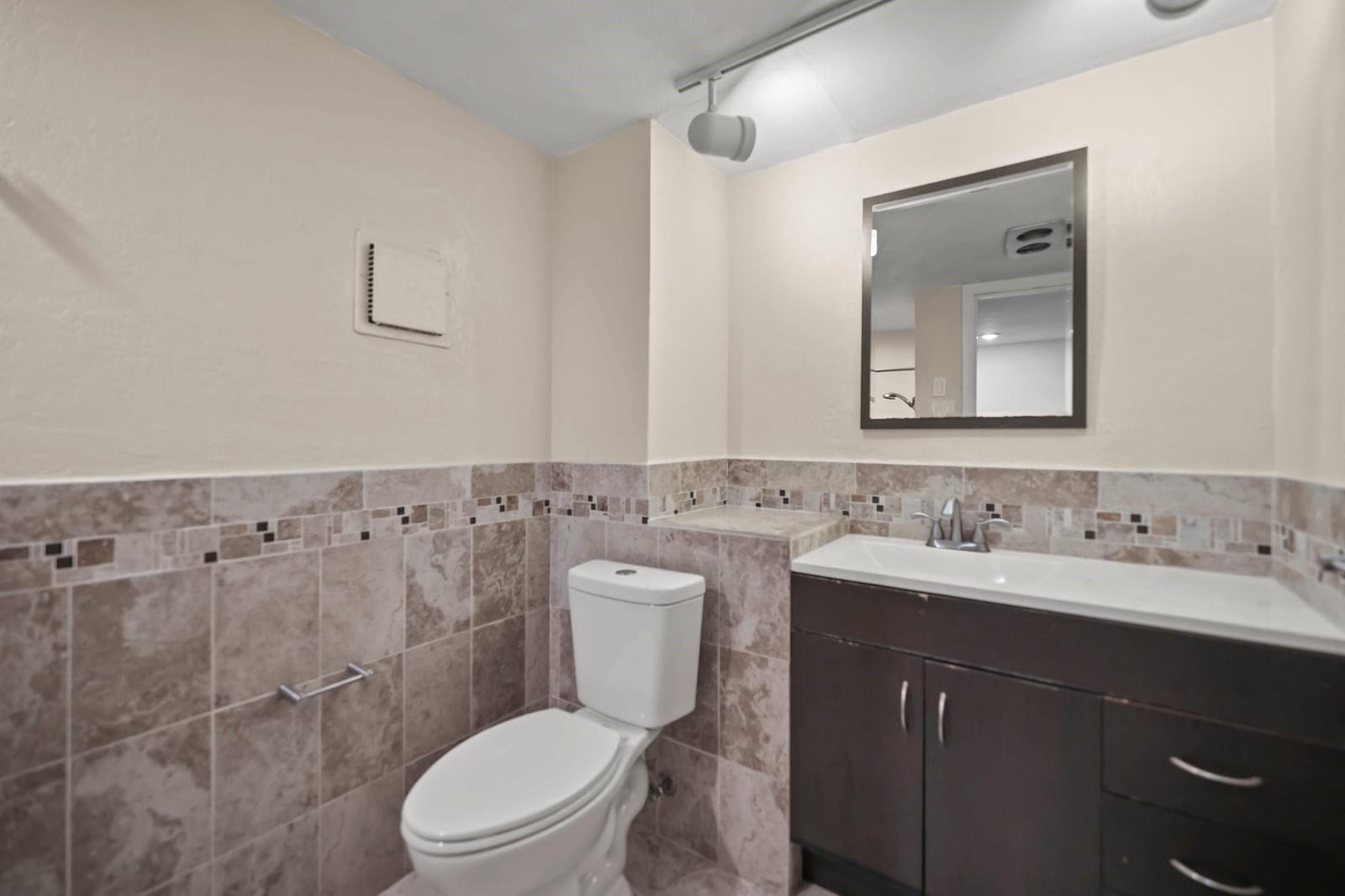 6104 White Oak Lane, Tamarac, FL 33319 photo 17