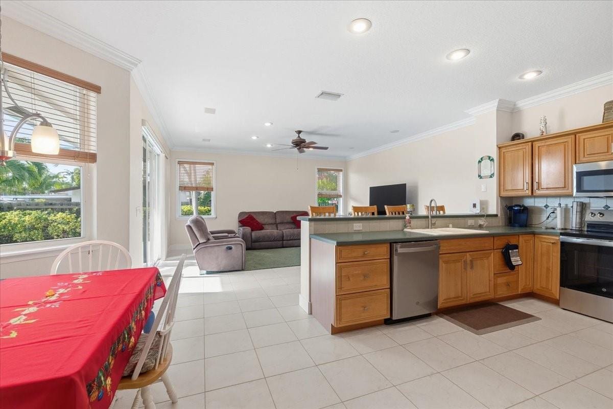 517 SE 7th Avenue, Deerfield Beach, FL 33441 photo 8