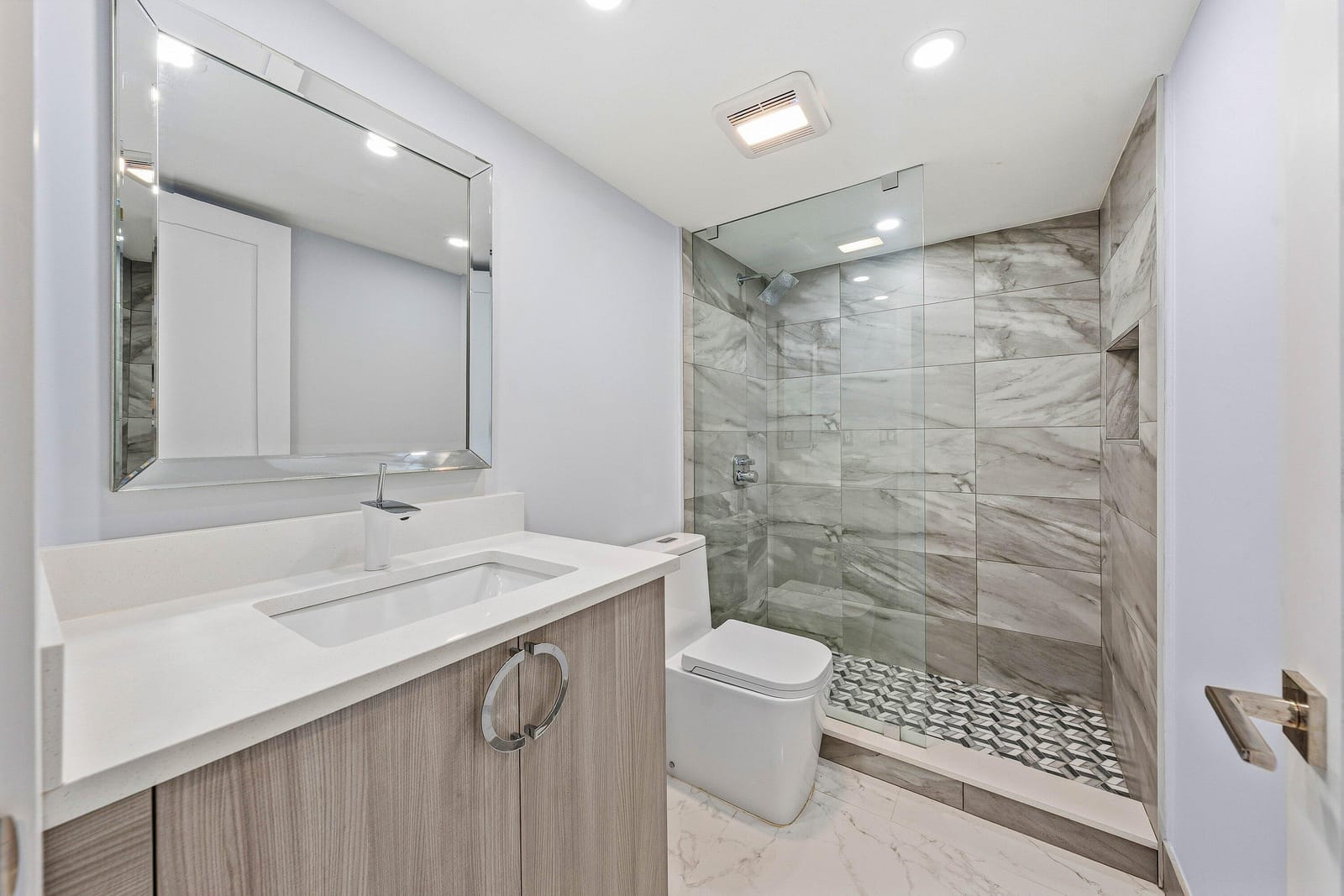 3912 S Ocean Boulevard 605, Highland Beach, FL 33487 photo 13
