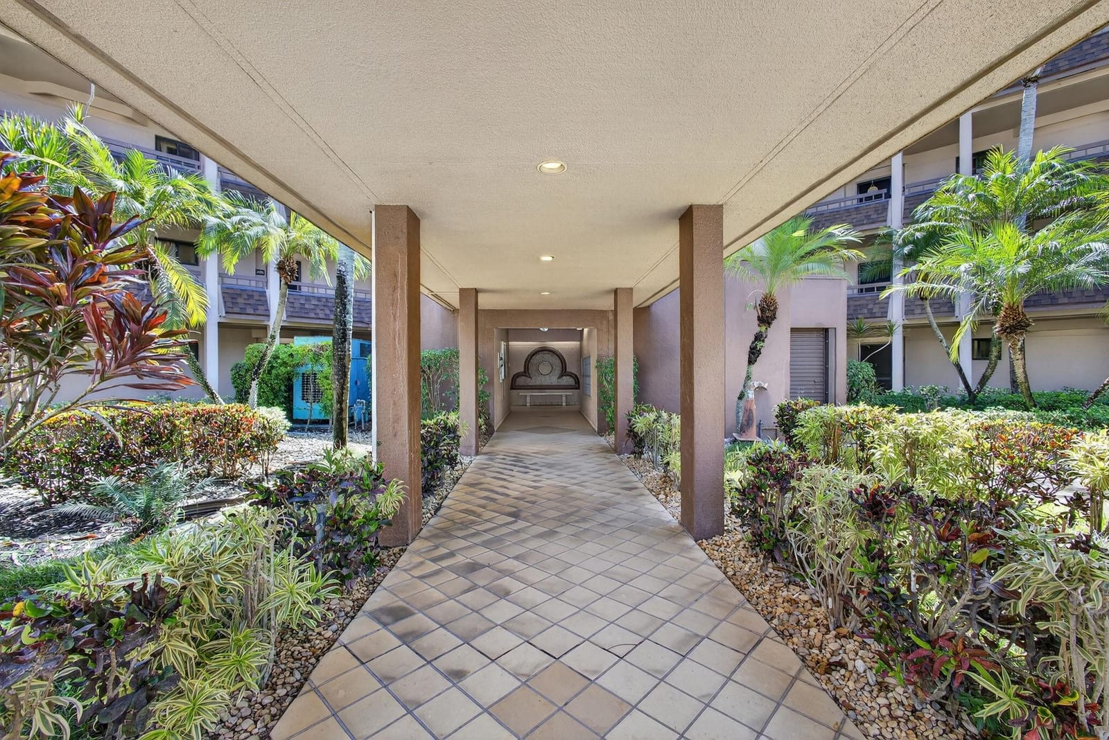 4770 Fountains Drive 104 — photo 5
