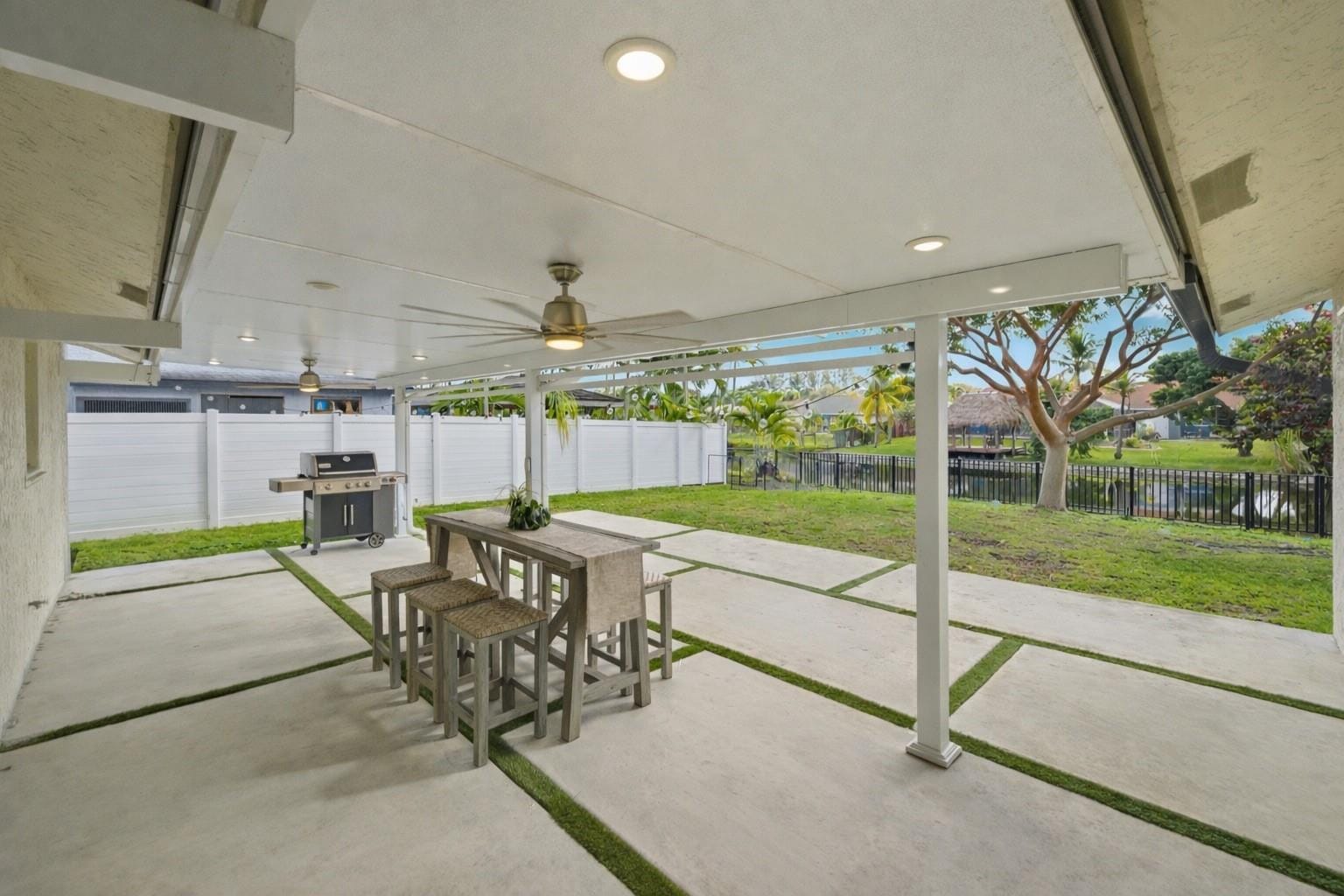 8340 SW 27th Place, Davie, FL 33328 photo 15