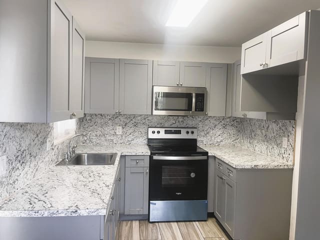 513 NW 9th Avenue, sold in Cherry Hills, Boynton Beach, FL