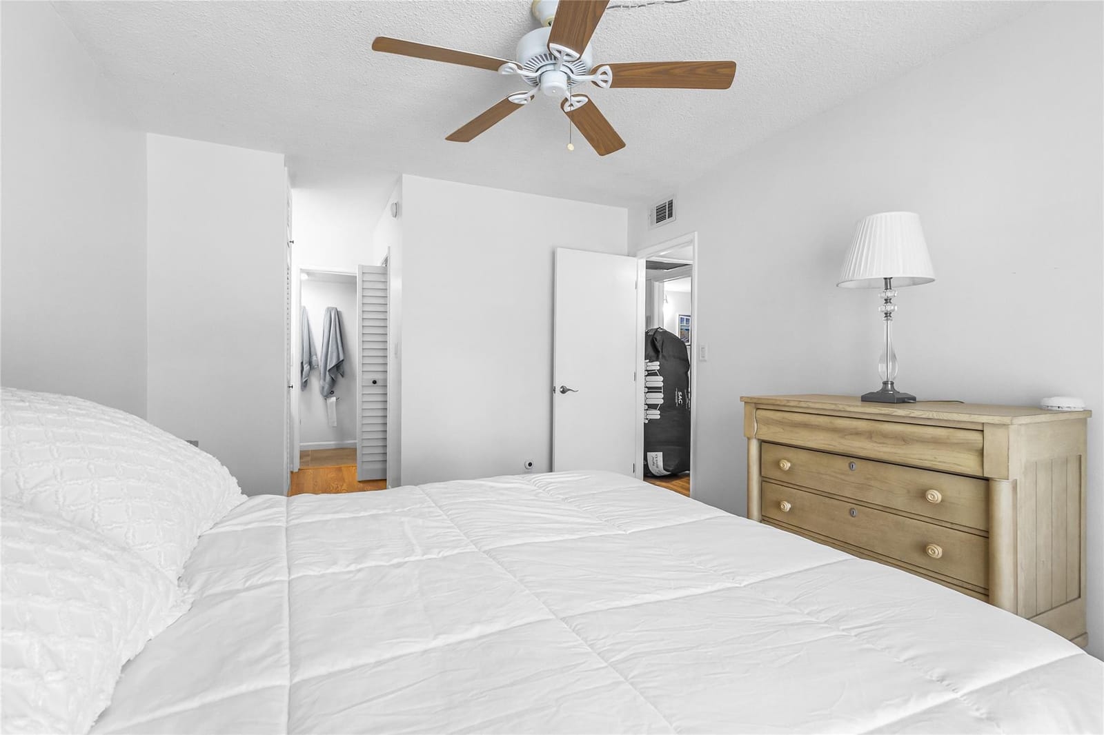 490 SE 19th Avenue 203, Pompano Beach, FL 33060 photo 18