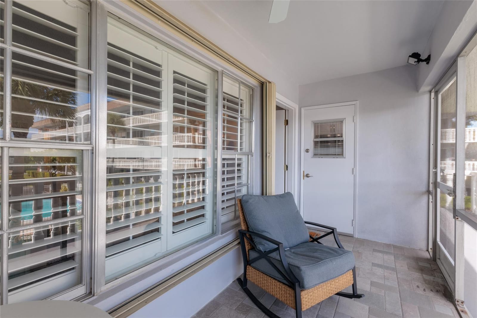 490 SE 19th Avenue 203, Pompano Beach, FL 33060 photo 4