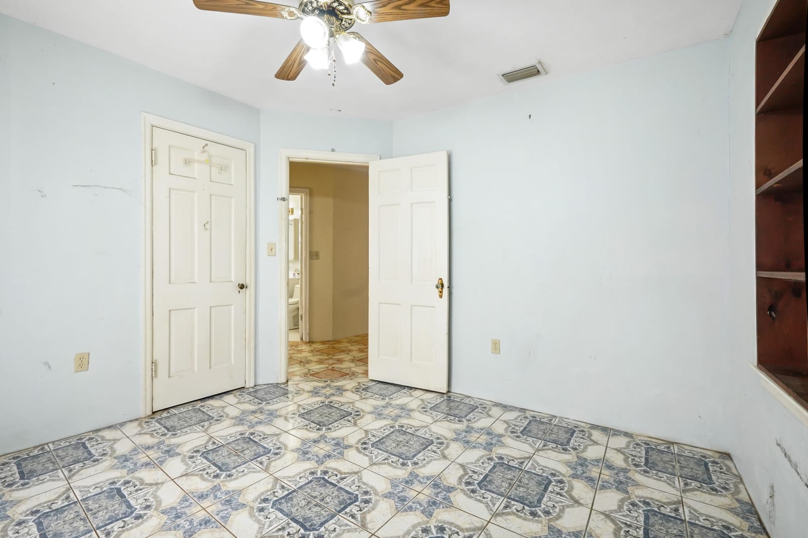 3858 Lakewood Road, Palm Springs, FL 33461 photo 13