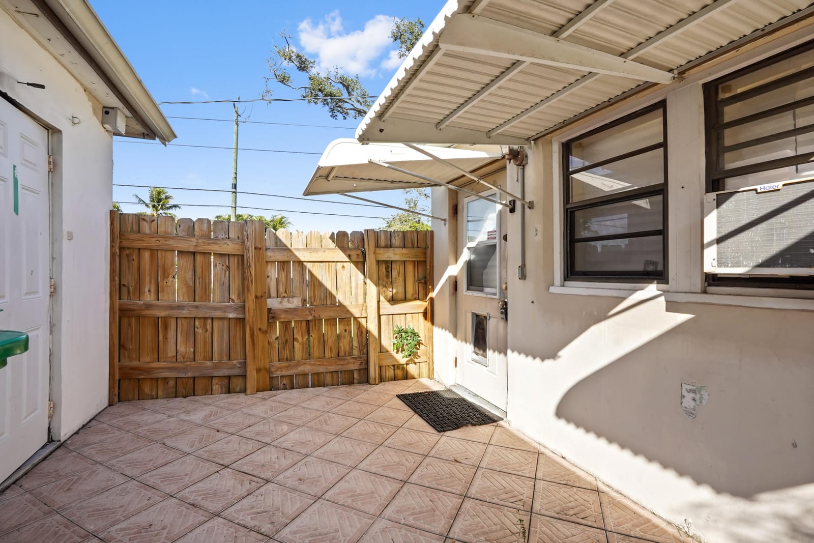 3858 Lakewood Road, Palm Springs, FL 33461 photo 17