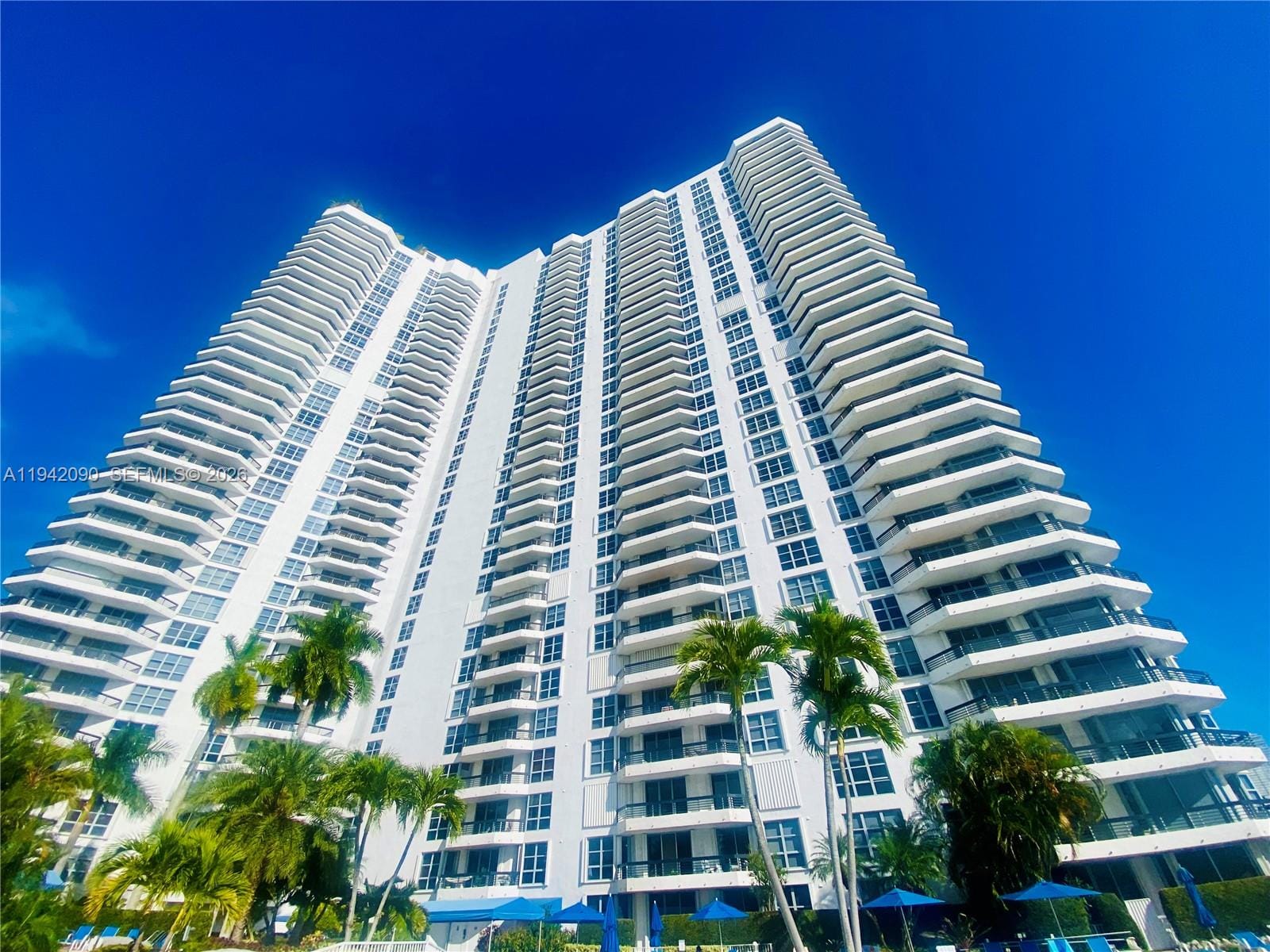 3530 Mystic Pointe Drive 1606, Aventura, FL 33180