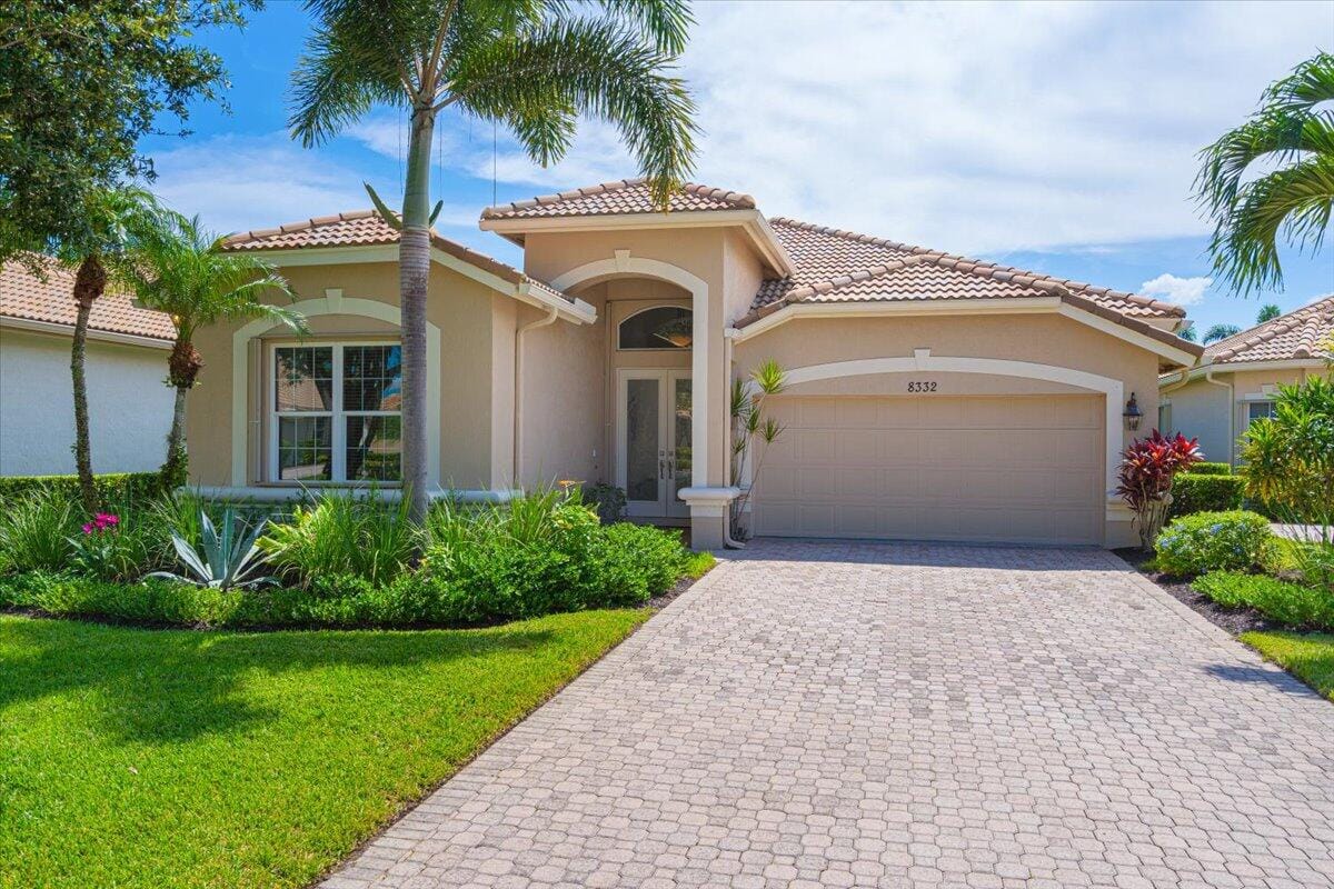 8332 Muirfield Way — photo 1