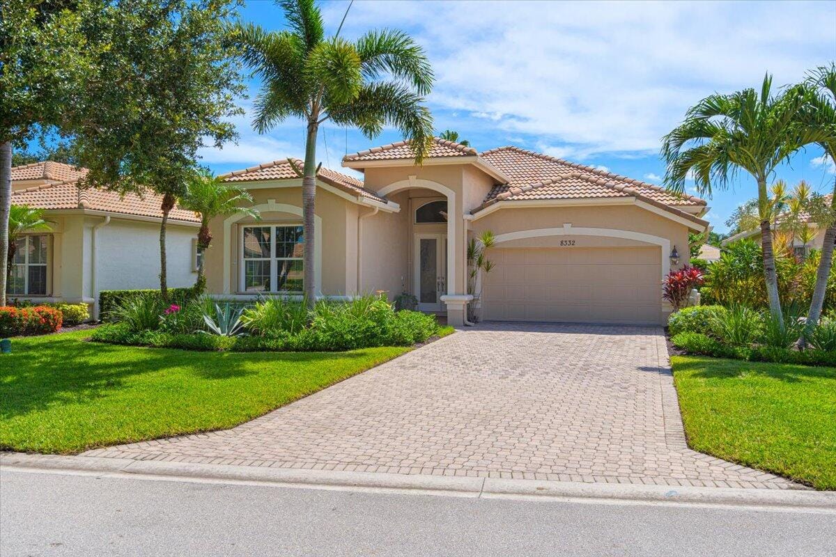 8332 Muirfield Way — photo 3