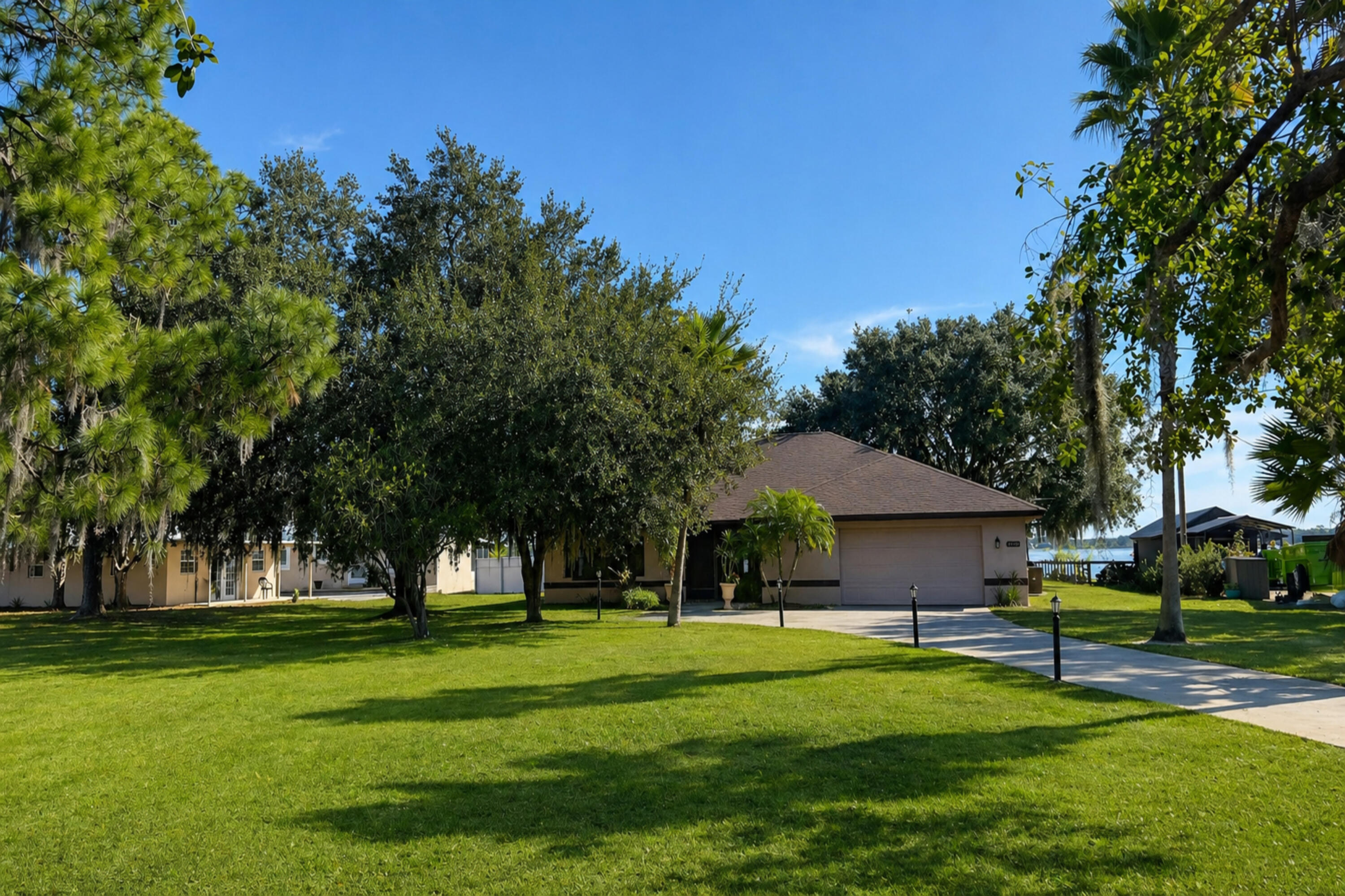 680 Memorial Drive, Sebring, FL 33870, Sebring