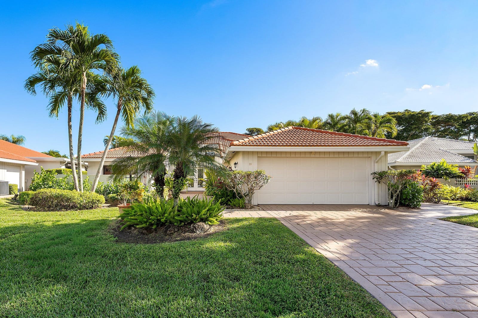 39 Estate Drive, Boynton Beach, FL 33436 photo 2
