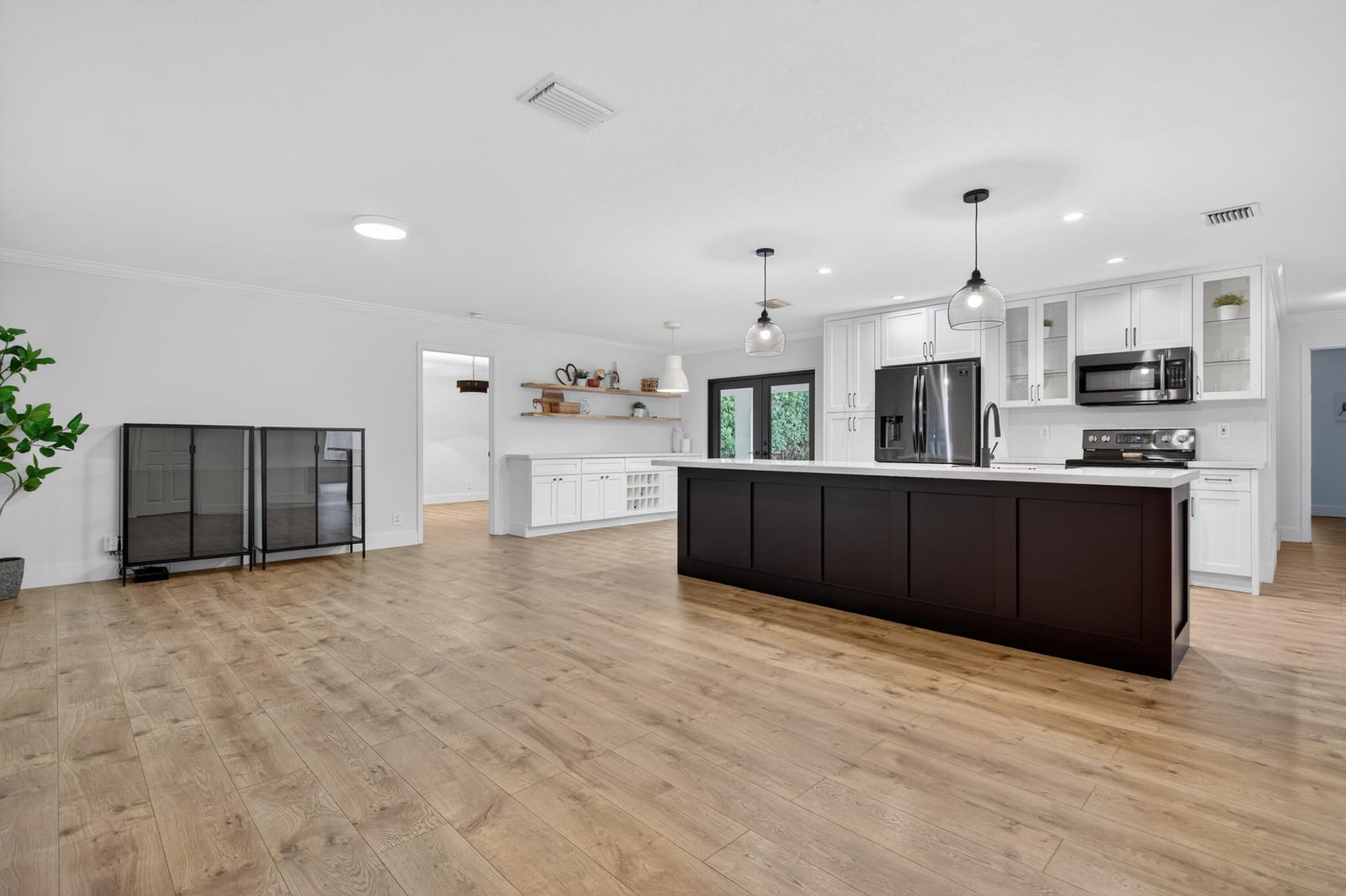 1014 Avon Road, West Palm Beach, FL 33401 photo 4