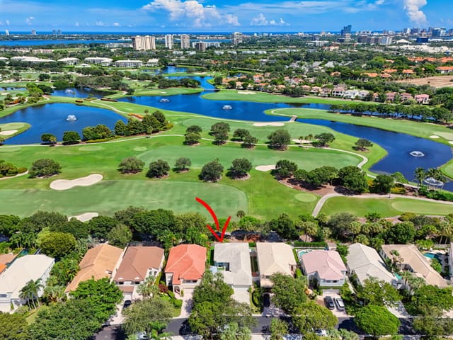 2080 Chagall Circle, sold in Classics At Bear Lakes, West Palm Beach, FL