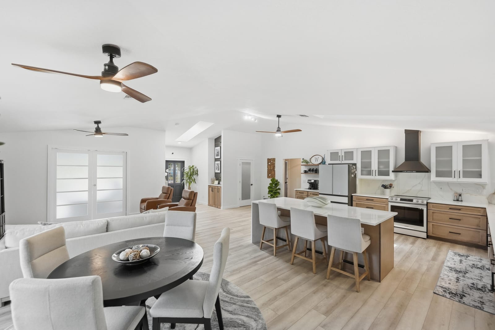 5783 SE Orange Blossom Trail — photo 8