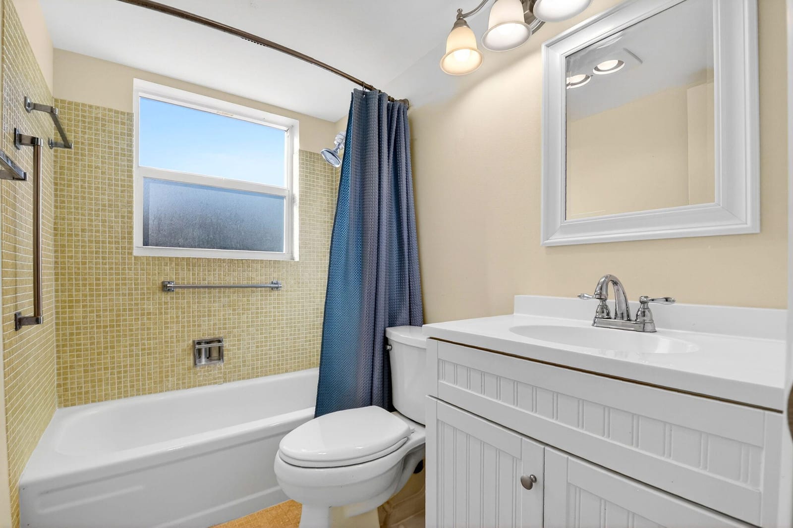 200 Northampton J, West Palm Beach, FL 33417 photo 13