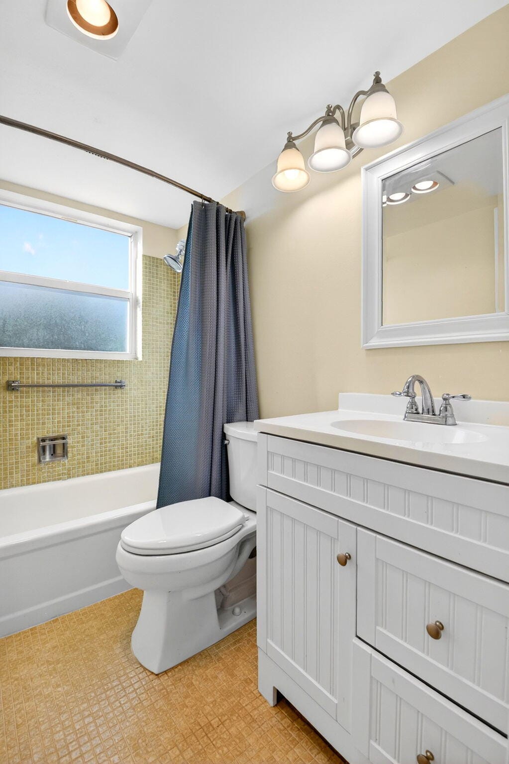 200 Northampton J, West Palm Beach, FL 33417 photo 14
