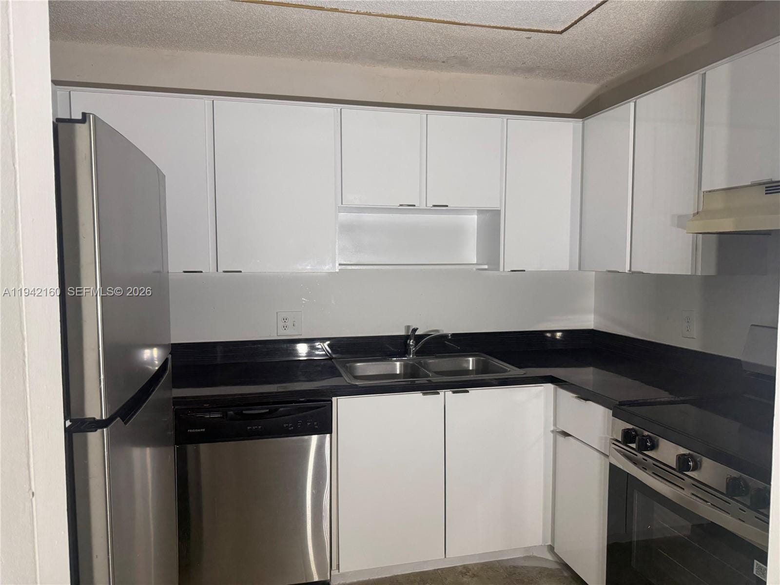 10916 Royal Palm Boulevard 10916 — photo 11