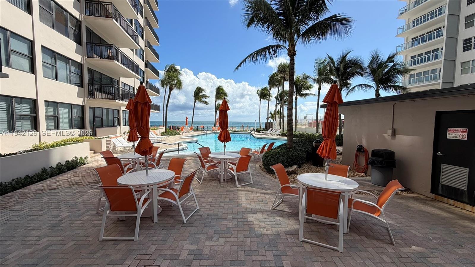 3800 Galt Ocean Drive 1414 — photo 10
