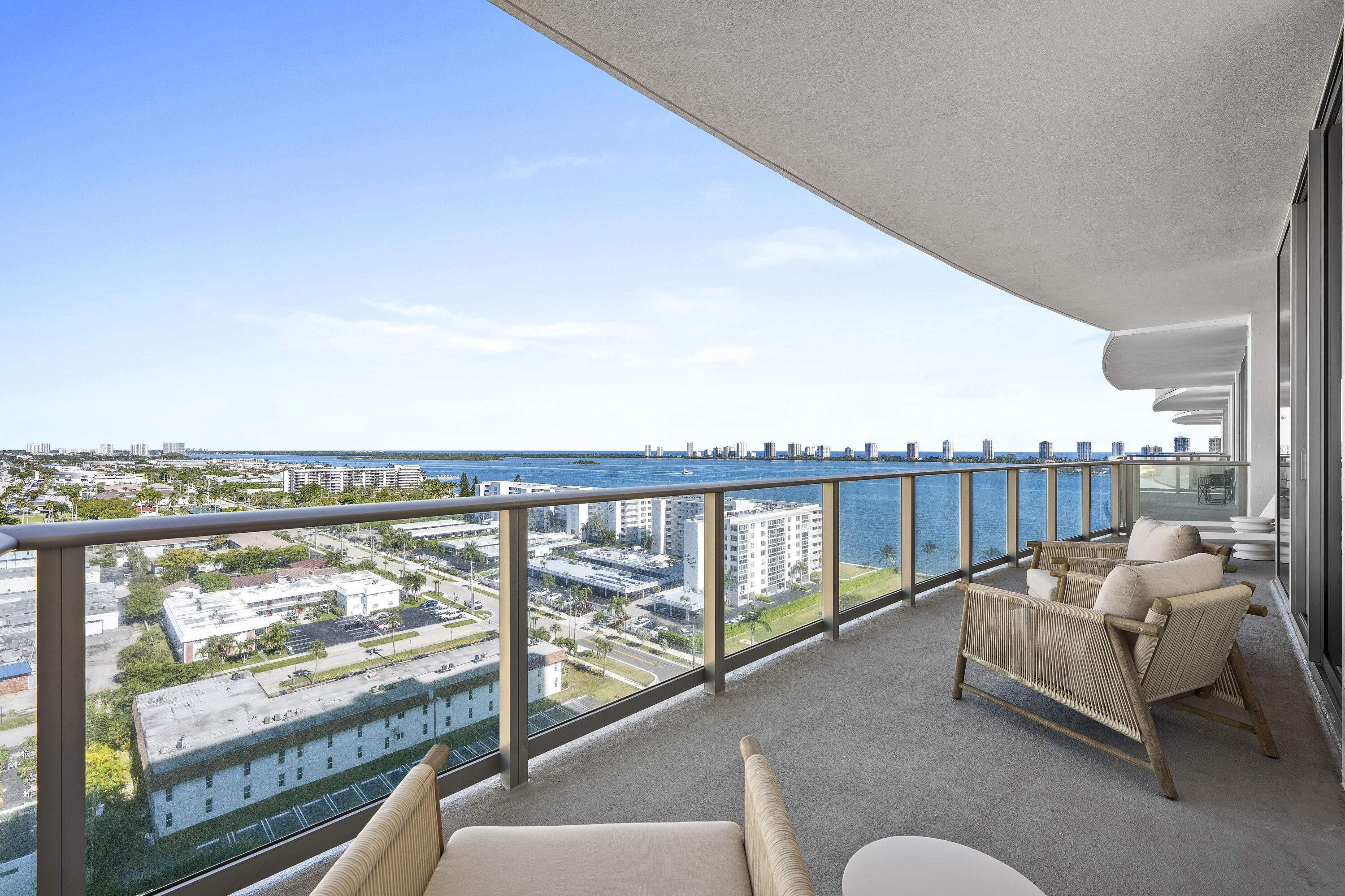 220 Lake Shore Drive 1413, Lake Park, FL 33403, Lake Park