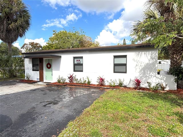 1613 NW 12th Street, Fort Lauderdale, FL 33311