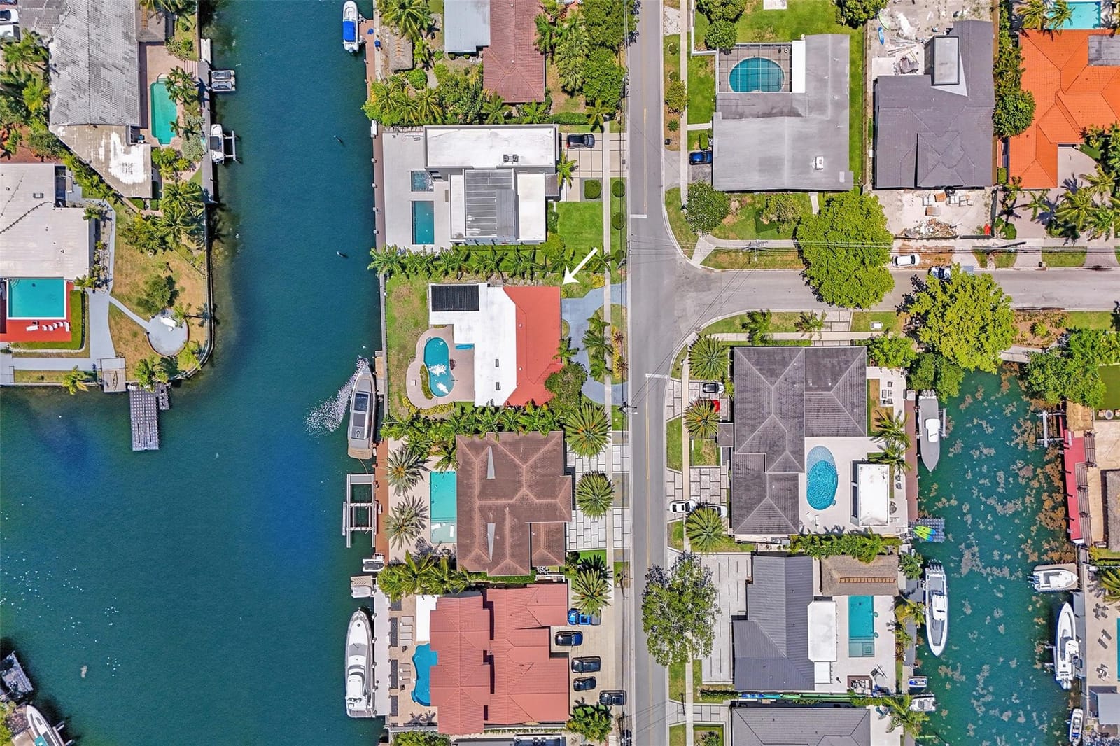 12900 N Bayshore Drive, North Miami, FL 33181 photo 2