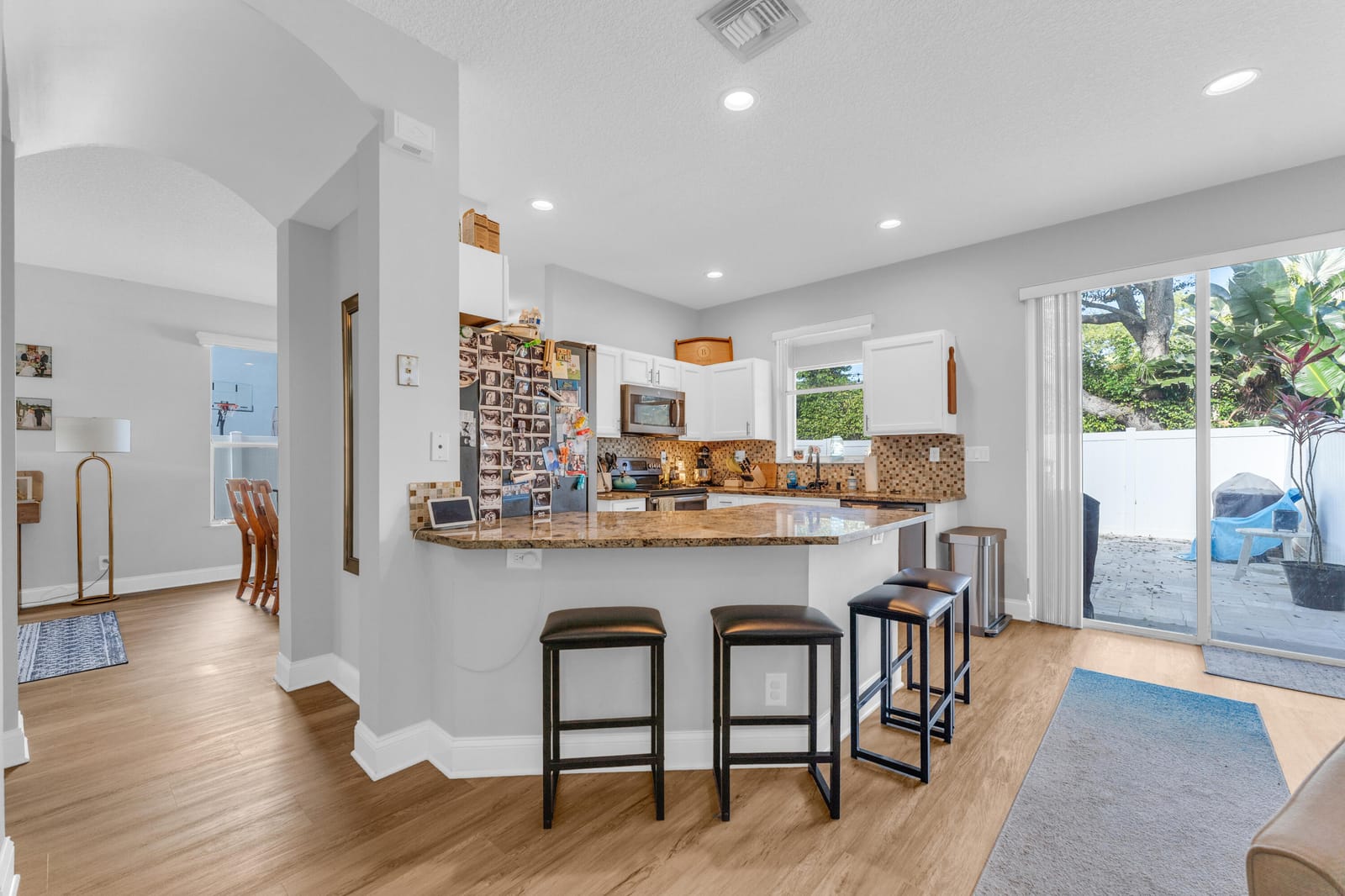 6161 Savannah Way — photo 3