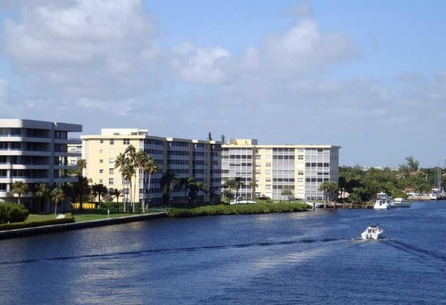 1 Harbourside Drive 3402, sold in Harbourside, Delray Beach, FL