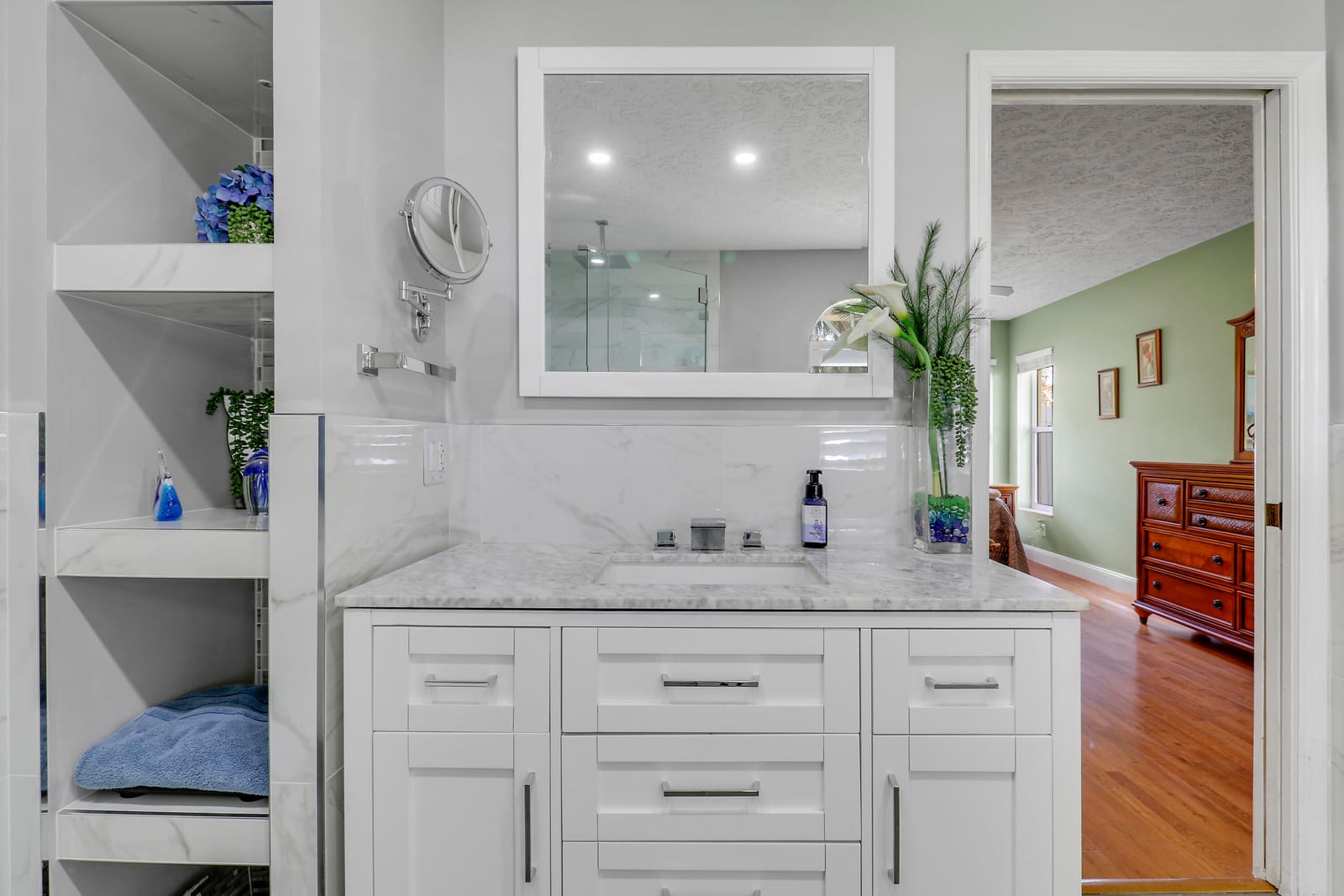 2374 SW Chateau Terrace — photo 11