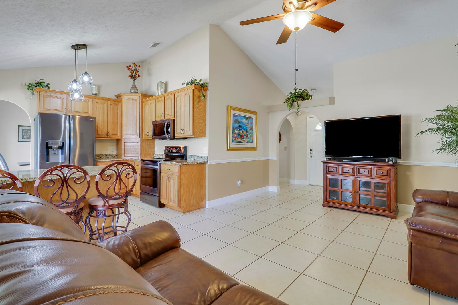 2374 SW Chateau Terrace — photo 6