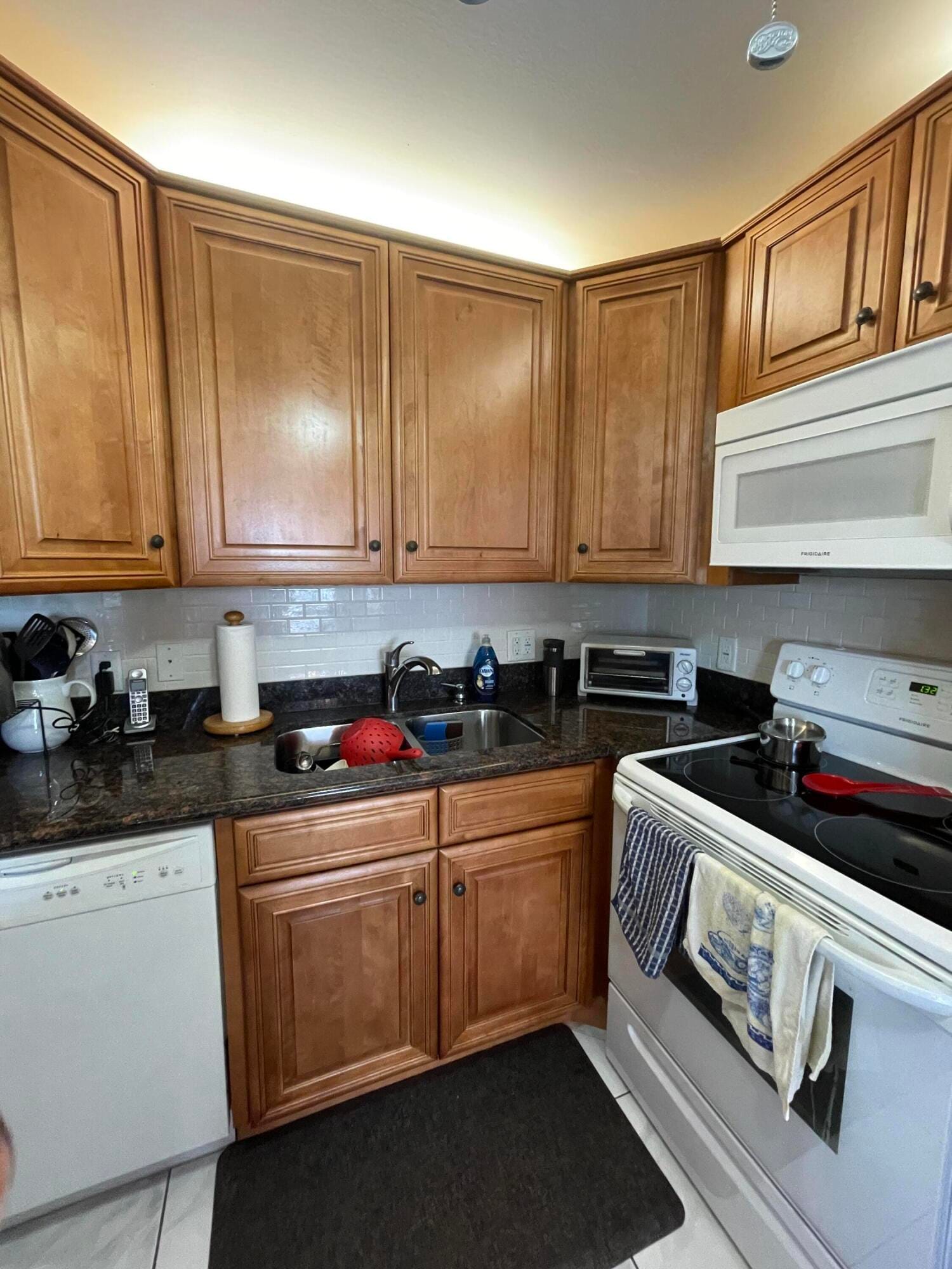 4119 Cambridge E 4119, Deerfield Beach, FL 33442 photo 7