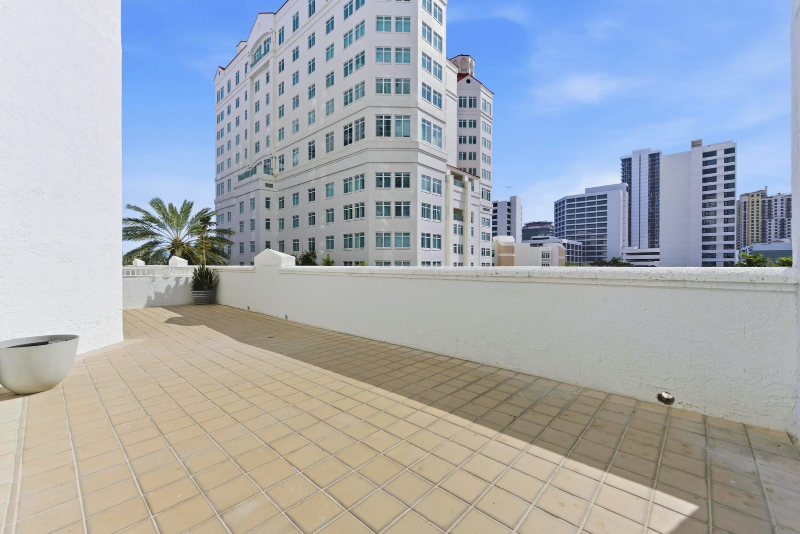 255 Evernia Street 311 — photo 6
