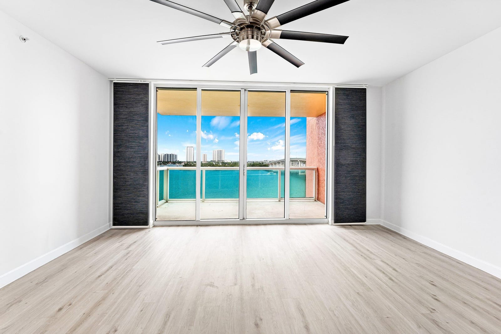 2640 Lake Shore Drive 614, Riviera Beach, FL 33404 photo 20