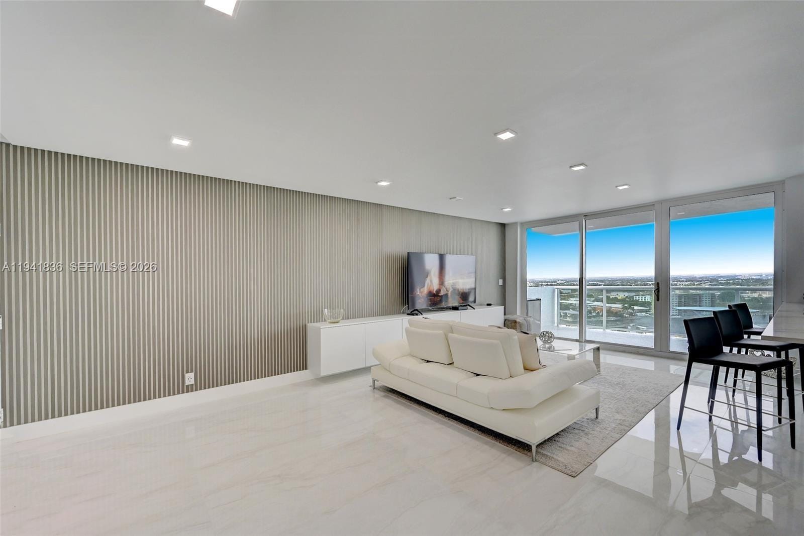 2715 N Ocean Boulevard PH F — photo 6